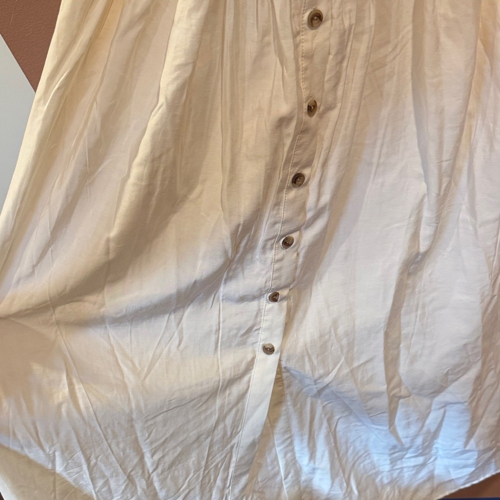 Spaghetti-Strap Cream Maxi Dress with Button-Front and Ruched Bodice - Picture 6 of 10
